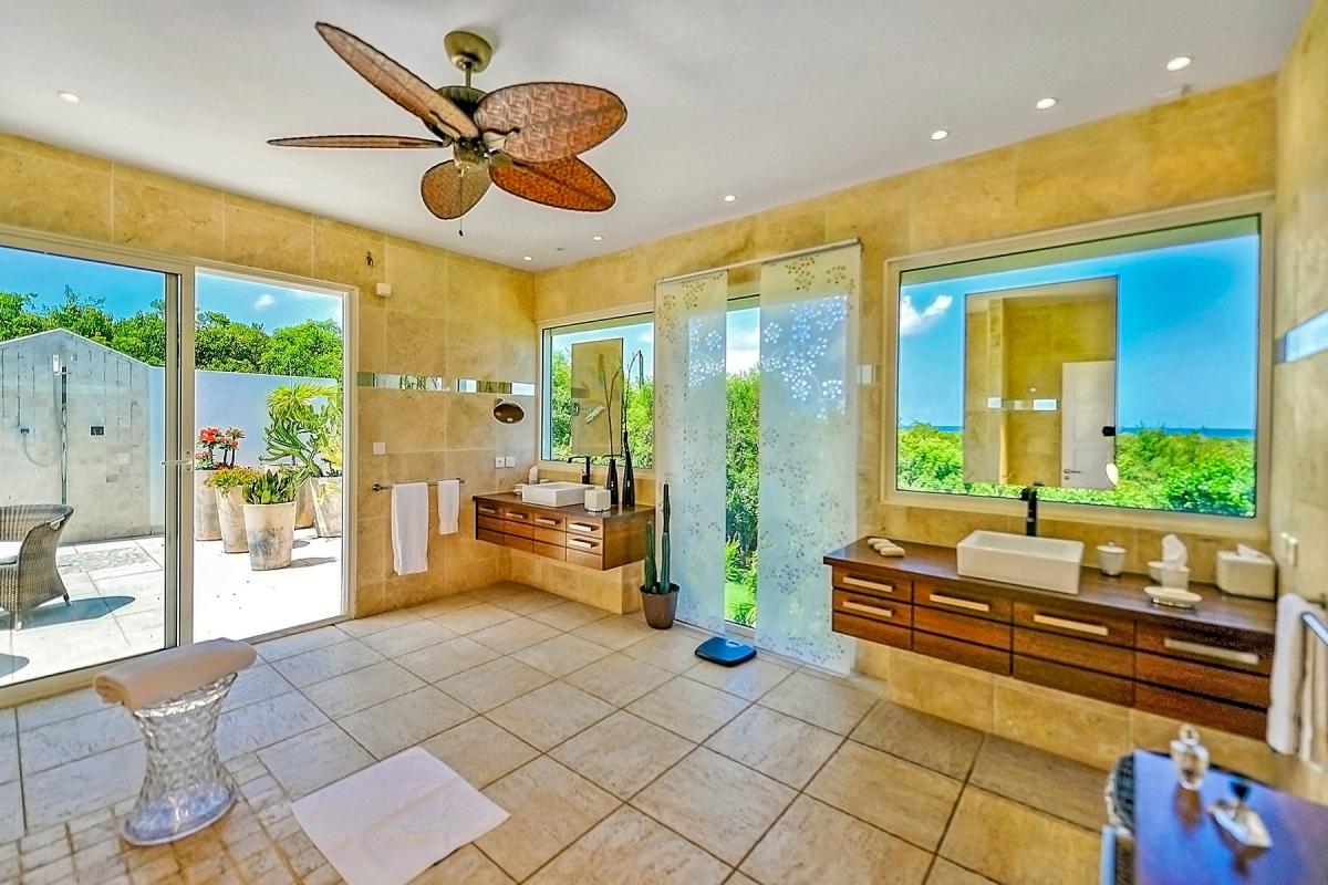 Villa Rental St Martin - Bathroom 1